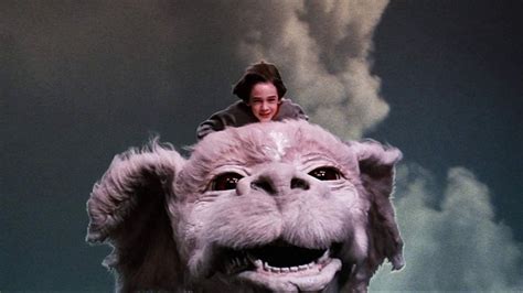  The Neverending Story:  환상적인 우주와 영원한 이야기의 조화